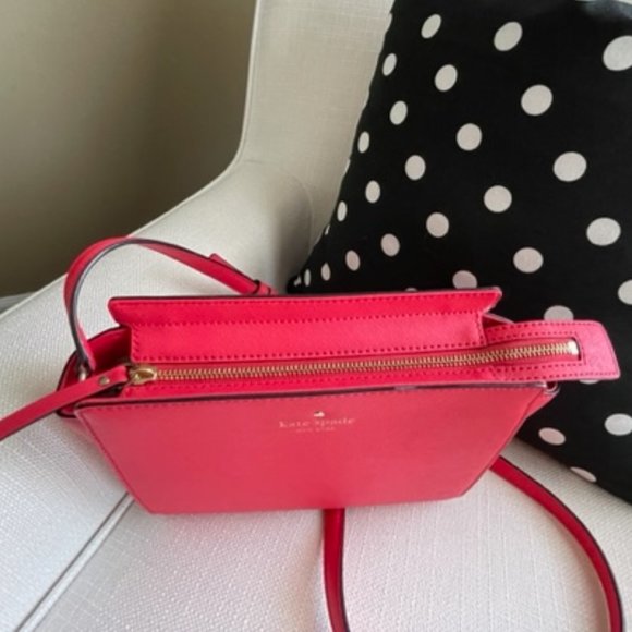 COPY - Kate Spade Grand Street Hayden Crossbody - Picture 6 of 9